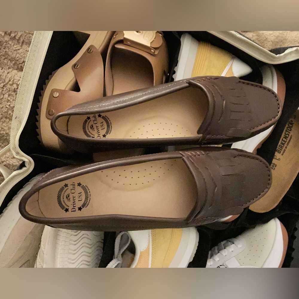 Brown leather drivers club moccasins brand new 9.5
